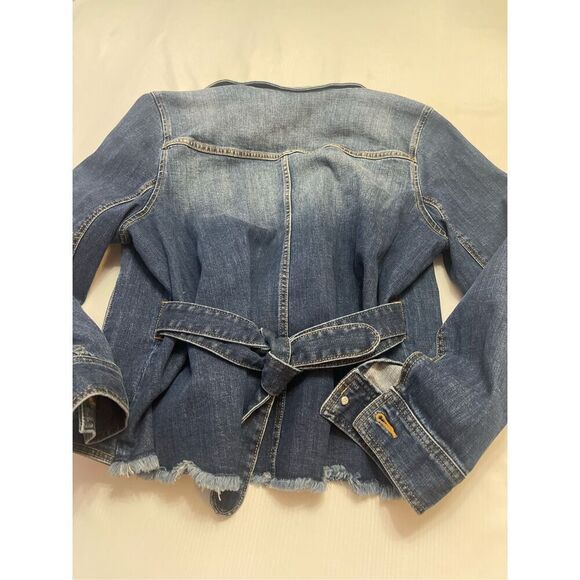 Cabi Denim Jean Jacket Size Medium - Picture 5 of 8